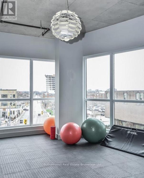 1 Victoria Street, Kitchener, Ontario  N2G 1C2 - Photo 27 - X12486362