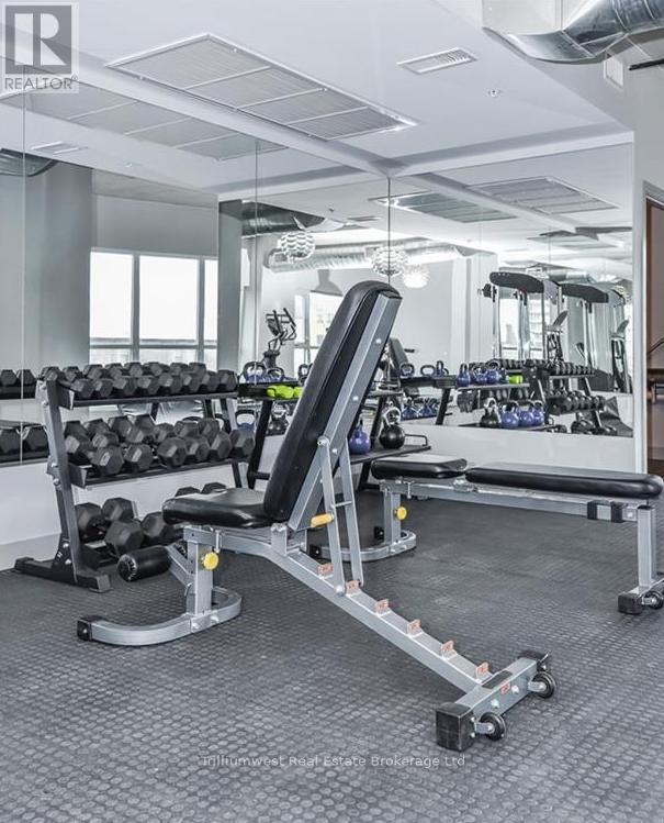 1 Victoria Street, Kitchener, Ontario  N2G 1C2 - Photo 30 - X12486362