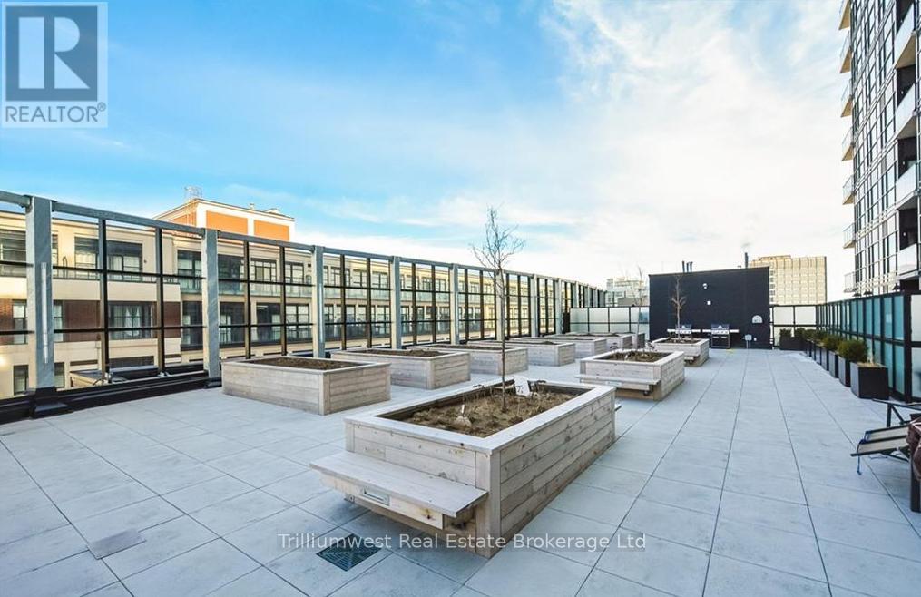 1 Victoria Street, Kitchener, Ontario  N2G 1C2 - Photo 33 - X12486362