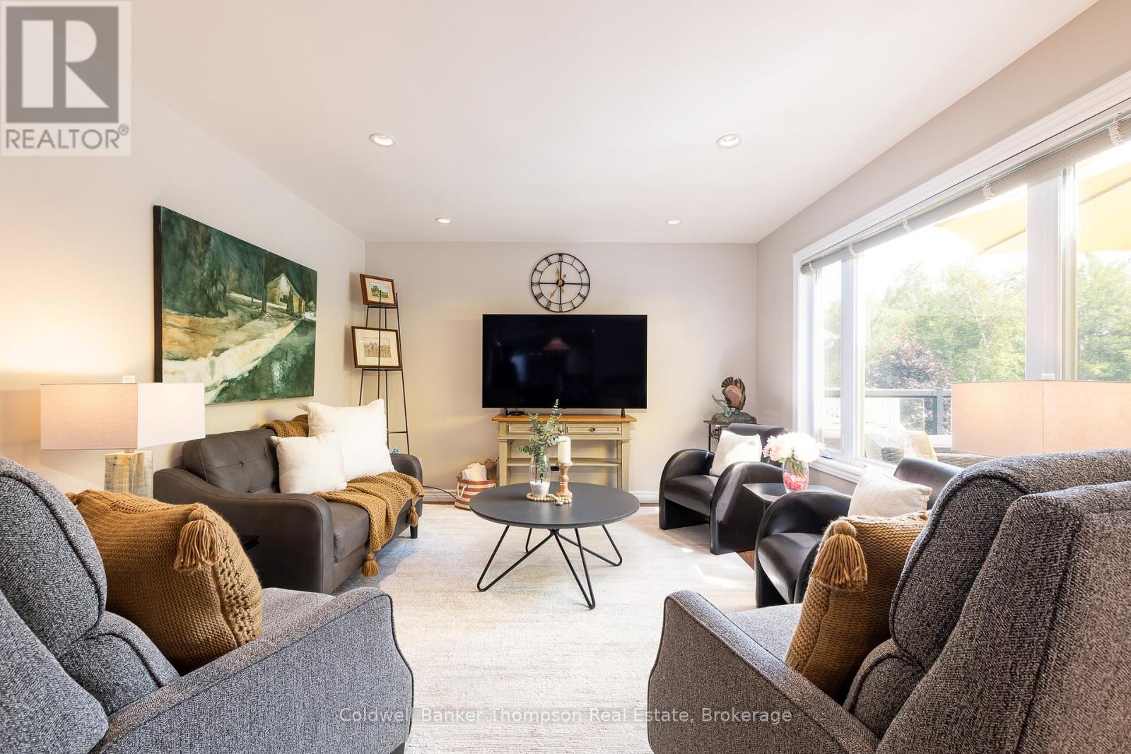 19 Beechwood Path, Huntsville, Ontario  P1H 1S6 - Photo 12 - X12486396