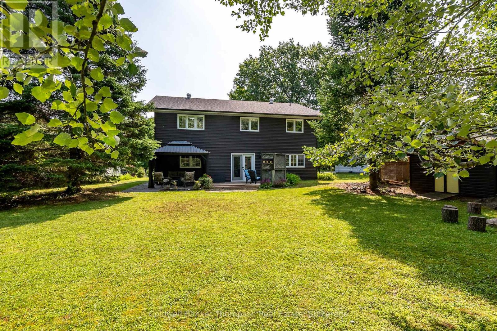 19 Beechwood Path, Huntsville, Ontario  P1H 1S6 - Photo 2 - X12486396