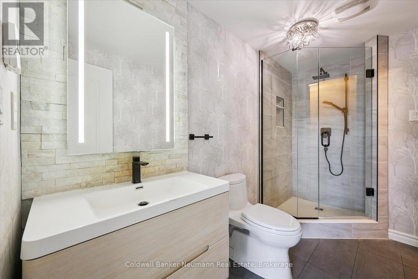 51 Dovercliffe Road, Guelph, Ontario  N1G 3A5 - Photo 12 - X12486471