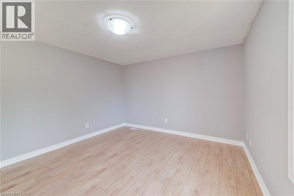 204 Country Hill Drive, Kitchener, Ontario  N2E 1R6 - Photo 21 - 40767516