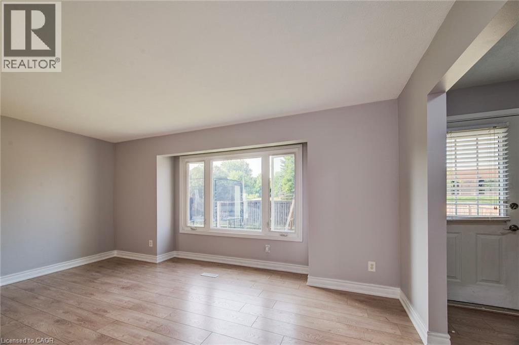 204 Country Hill Drive, Kitchener, Ontario  N2E 1R6 - Photo 6 - 40767516