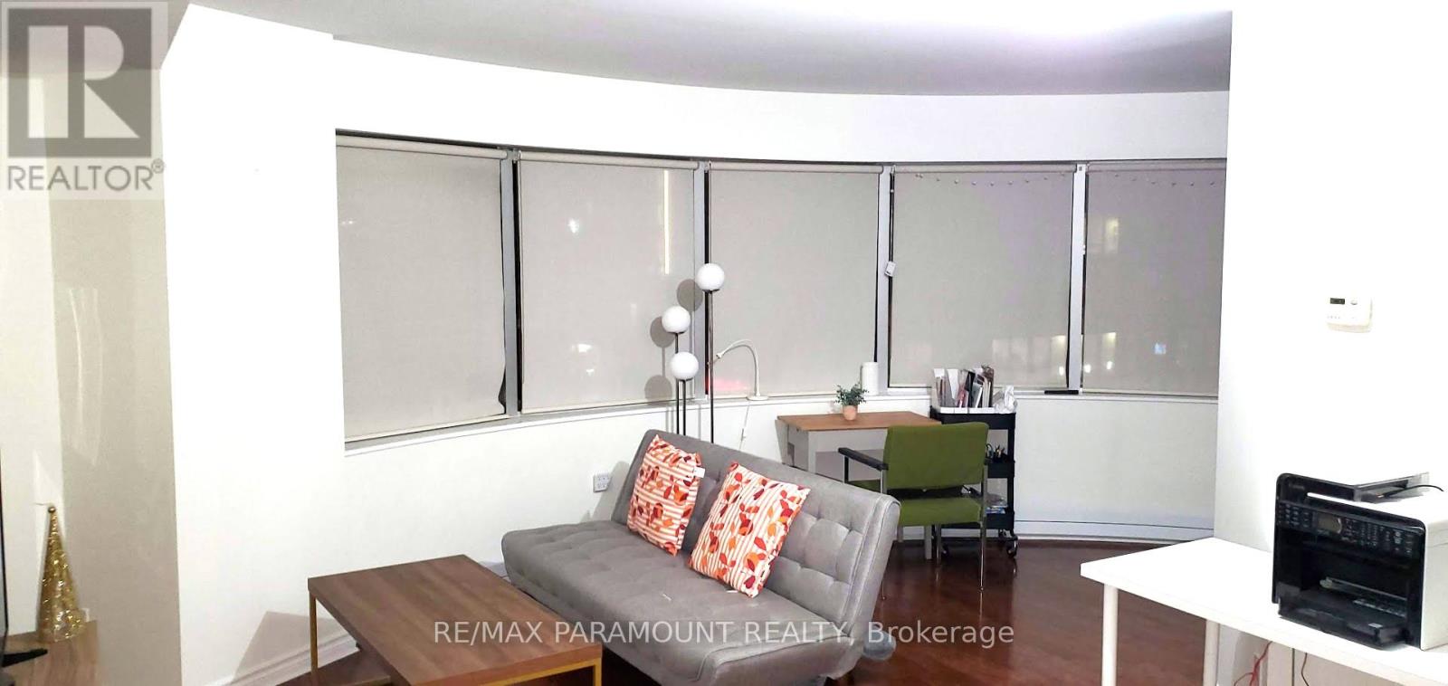 404 - 234 Rideau Street, Ottawa, Ontario  K1W 5X8 - Photo 13 - X12486320