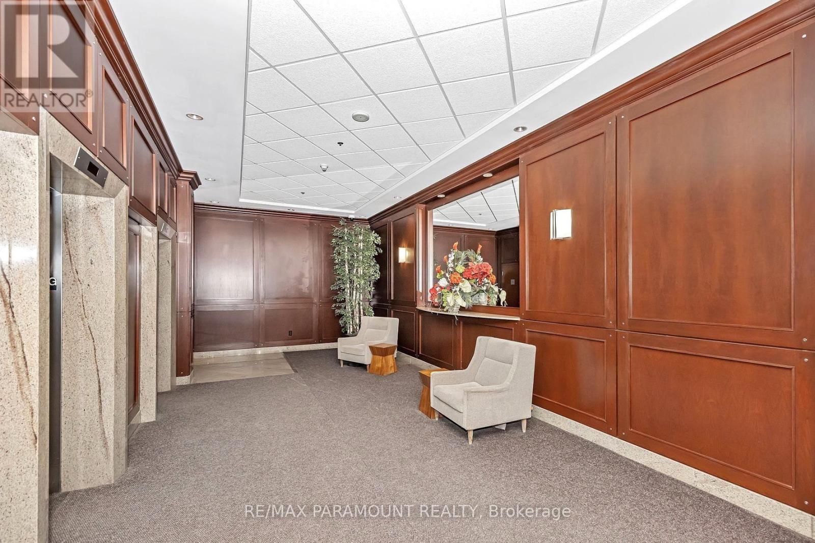 404 - 234 Rideau Street, Ottawa, Ontario  K1W 5X8 - Photo 6 - X12486320