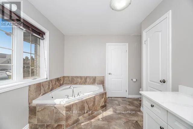 419 Alan Crescent, Woodstock, Ontario  N4S 0B9 - Photo 28 - X12486338