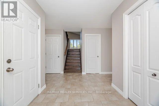 419 Alan Crescent, Woodstock, Ontario  N4S 0B9 - Photo 7 - X12486338