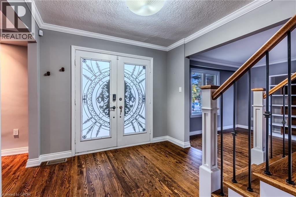 158 Chester Avenue, Hamilton, Ontario  L9C 2X1 - Photo 2 - 40782068