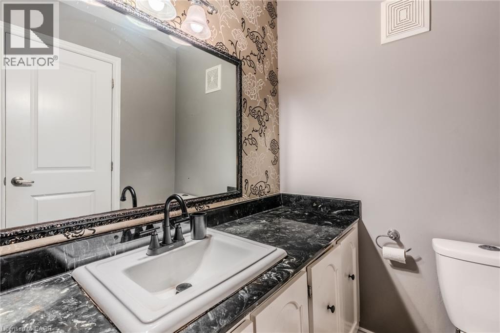 158 Chester Avenue, Hamilton, Ontario  L9C 2X1 - Photo 14 - 40782068