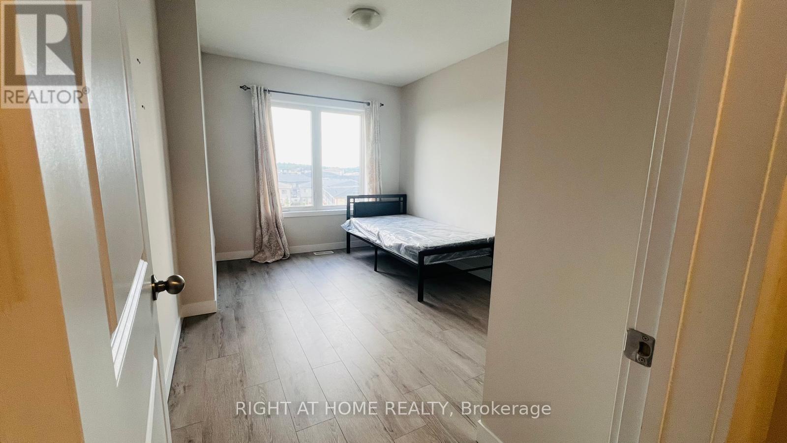 B-3 - 160 Rochefort Street, Kitchener, Ontario  N2P 0P5 - Photo 10 - X12486354