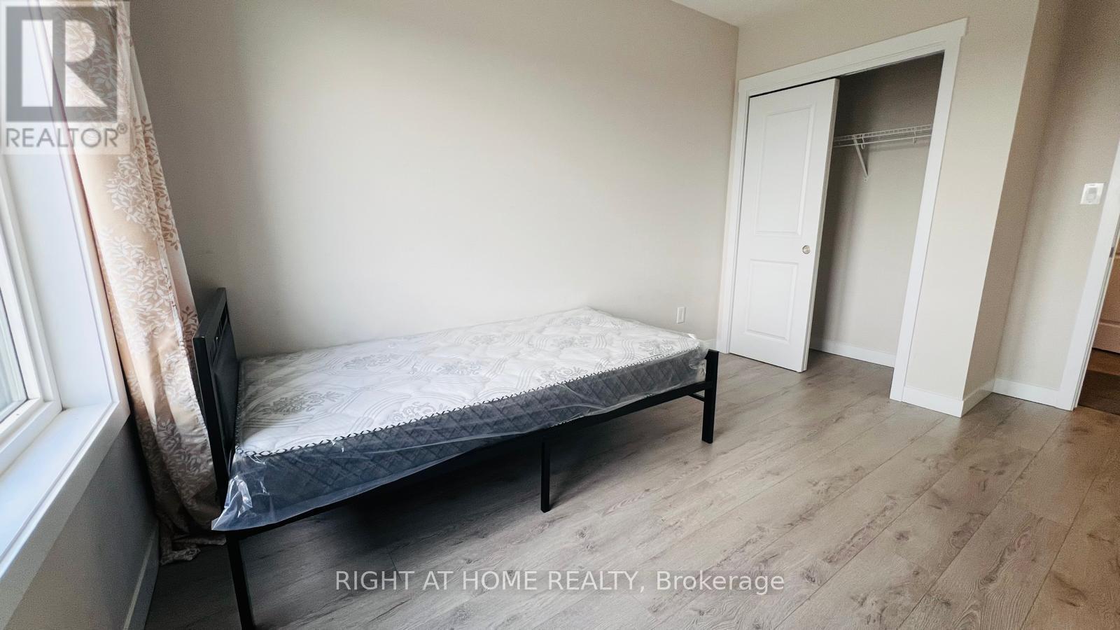 B-3 - 160 Rochefort Street, Kitchener, Ontario  N2P 0P5 - Photo 12 - X12486354