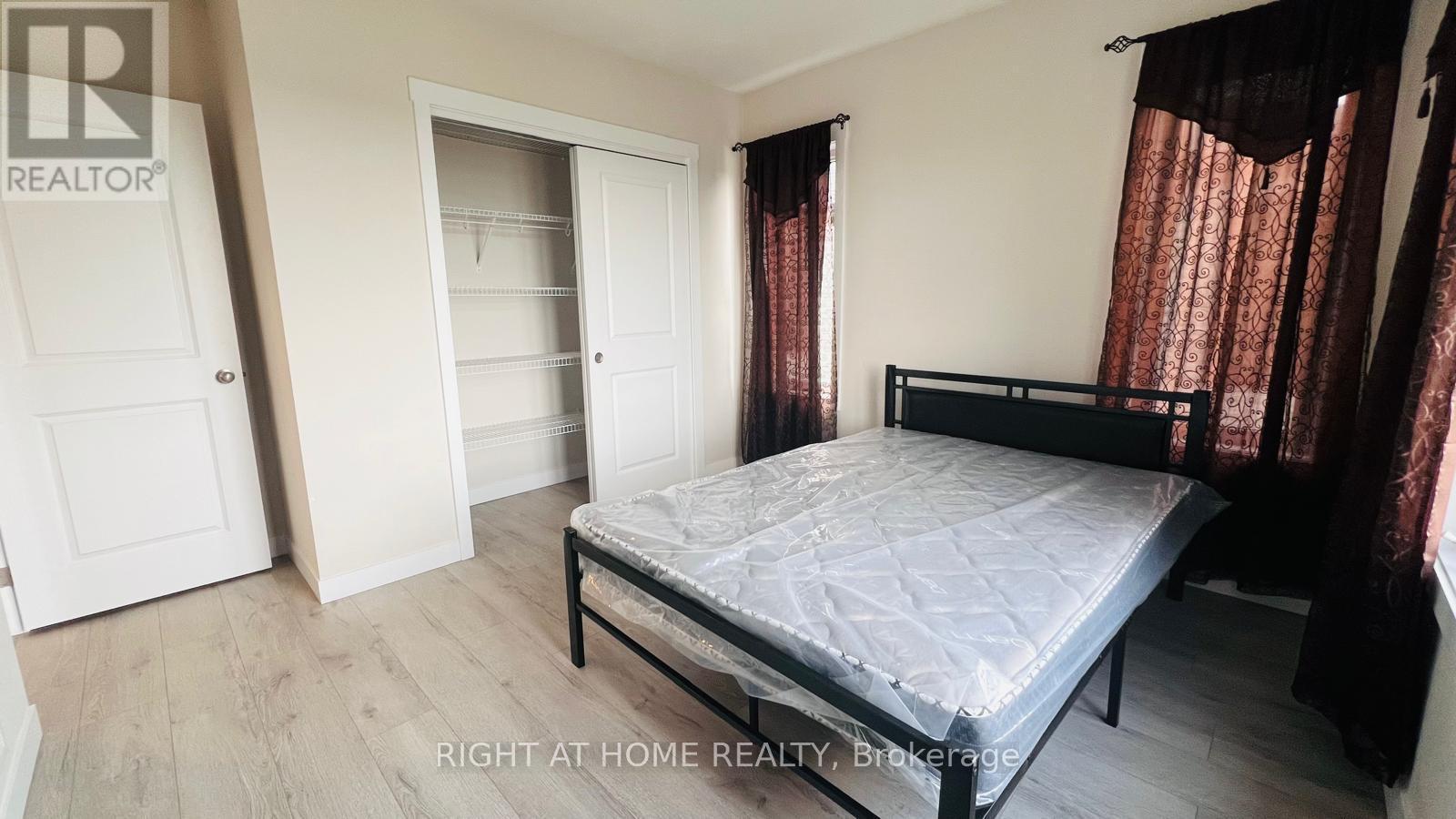 B-3 - 160 Rochefort Street, Kitchener, Ontario  N2P 0P5 - Photo 14 - X12486354