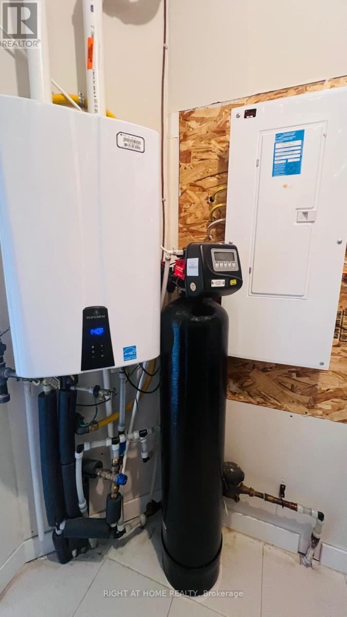 B-3 - 160 Rochefort Street, Kitchener, Ontario  N2P 0P5 - Photo 17 - X12486354