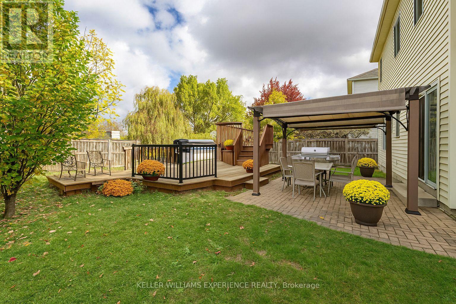 38 Truax Crescent, Essa, Ontario  L3W 0C2 - Photo 23 - N12474464