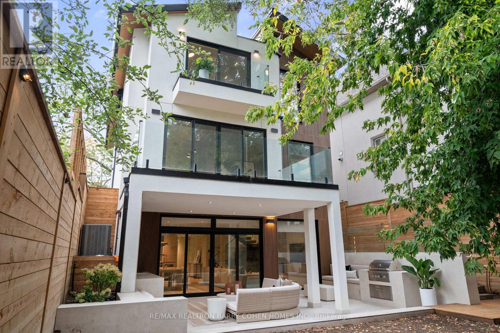 353 Broadway Avenue, Toronto, Ontario  M4P 1W8 - Photo 2 - C12485786