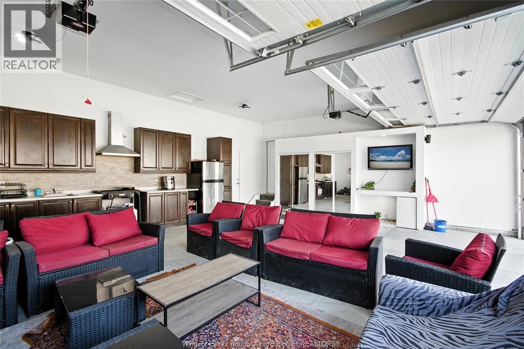 1541 Clearwater Avenue, Windsor, Ontario  N8P 0E9 - Photo 30 - 25027407