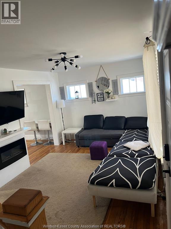 1642 Adanac Avenue, Windsor, Ontario  N9B 1N6 - Photo 8 - 25027404