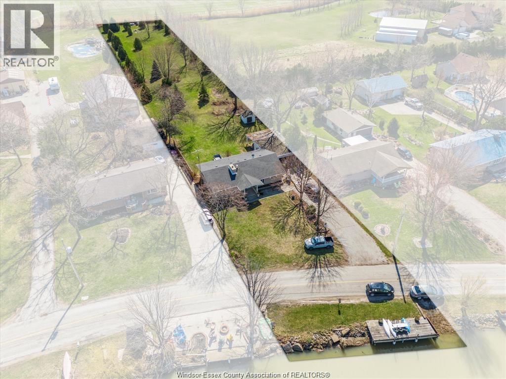 314 EAST RUSCOM RIVER ROAD, Lakeshore, Ontario