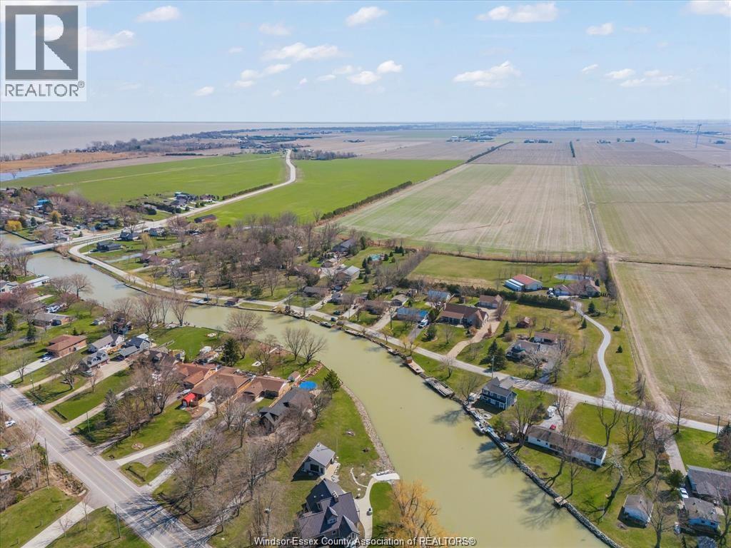 314 East Ruscom River Road, Lakeshore, Ontario  N0R 1S0 - Photo 5 - 25027366