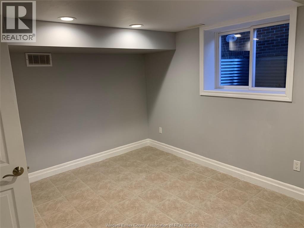 1120 Parkview Avenue Unit# Lower, Windsor, Ontario  N8S 2X9 - Photo 6 - 25027316