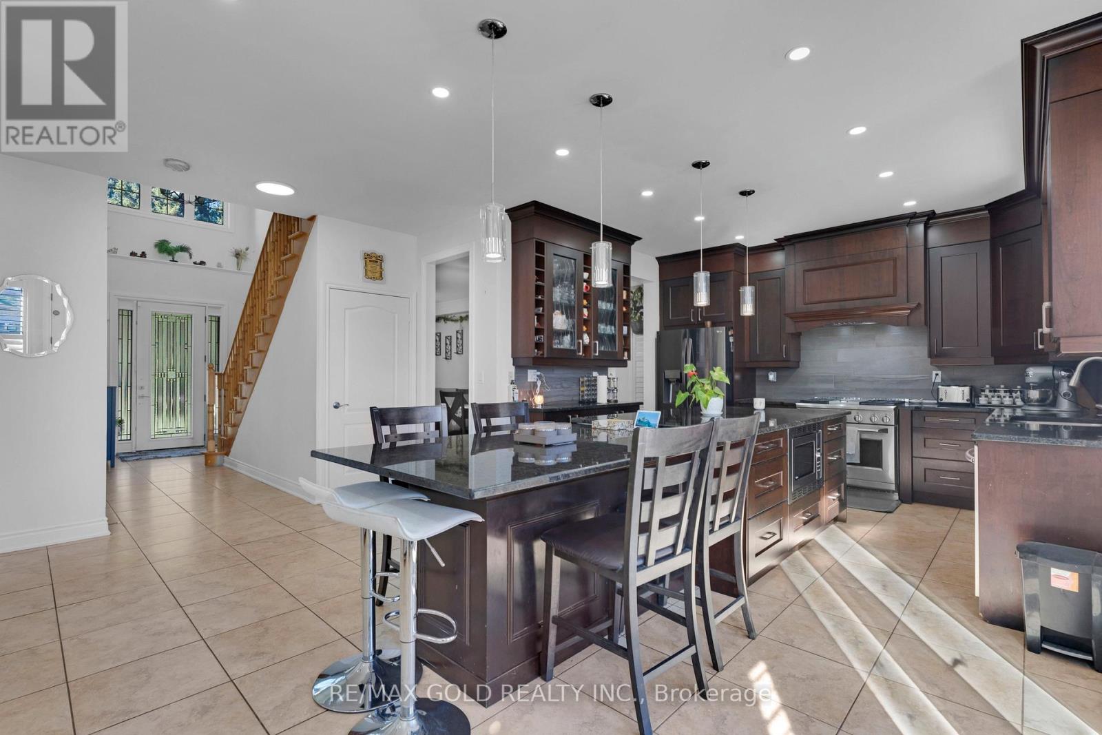 9465 17th Side Road, Erin, Ontario  N0B 1Z0 - Photo 14 - X12482350