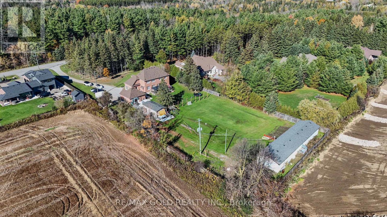 9465 17th Side Road, Erin, Ontario  N0B 1Z0 - Photo 44 - X12482350