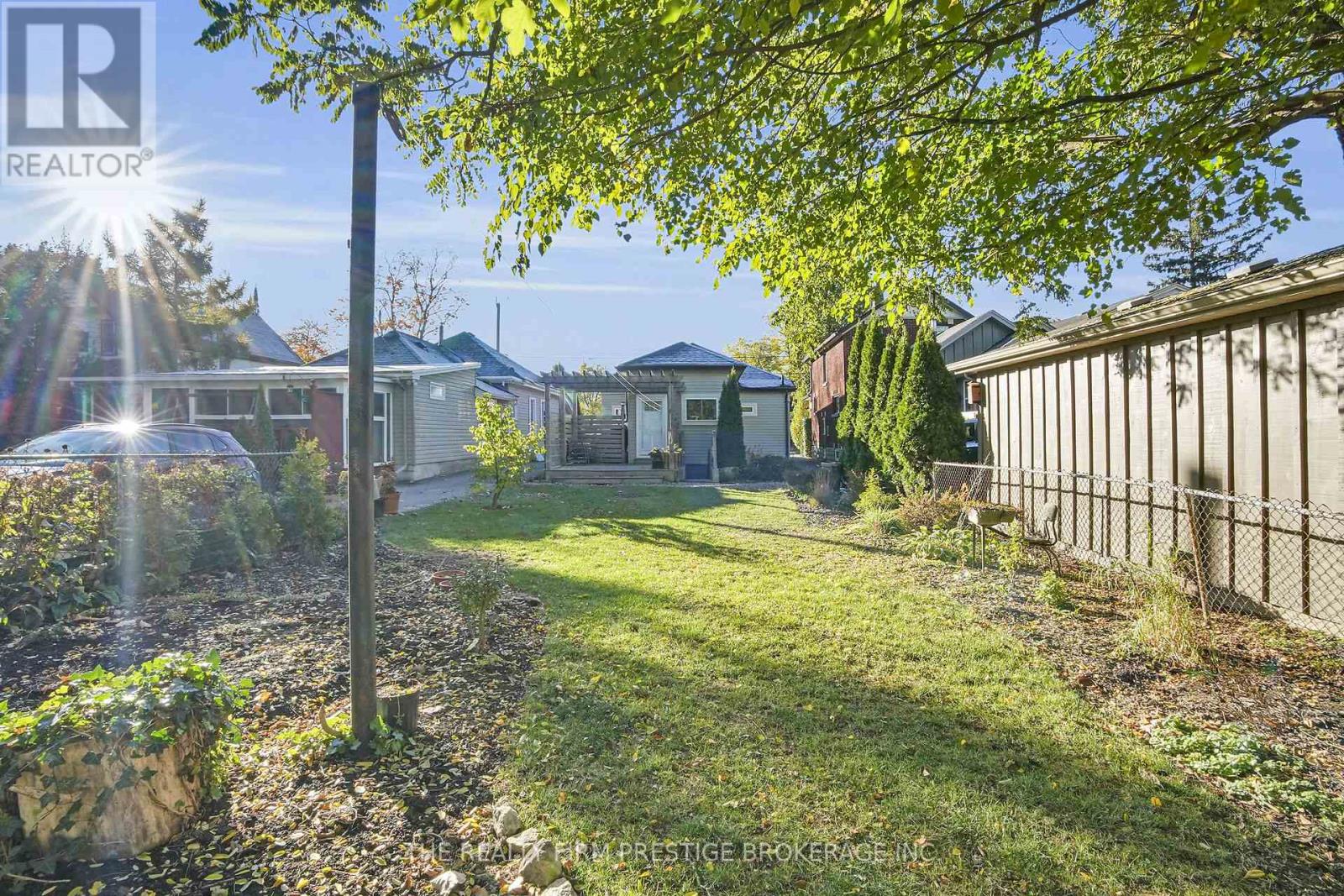 60 Bruce Street, London South, Ontario  N6C 1G6 - Photo 24 - X12485926