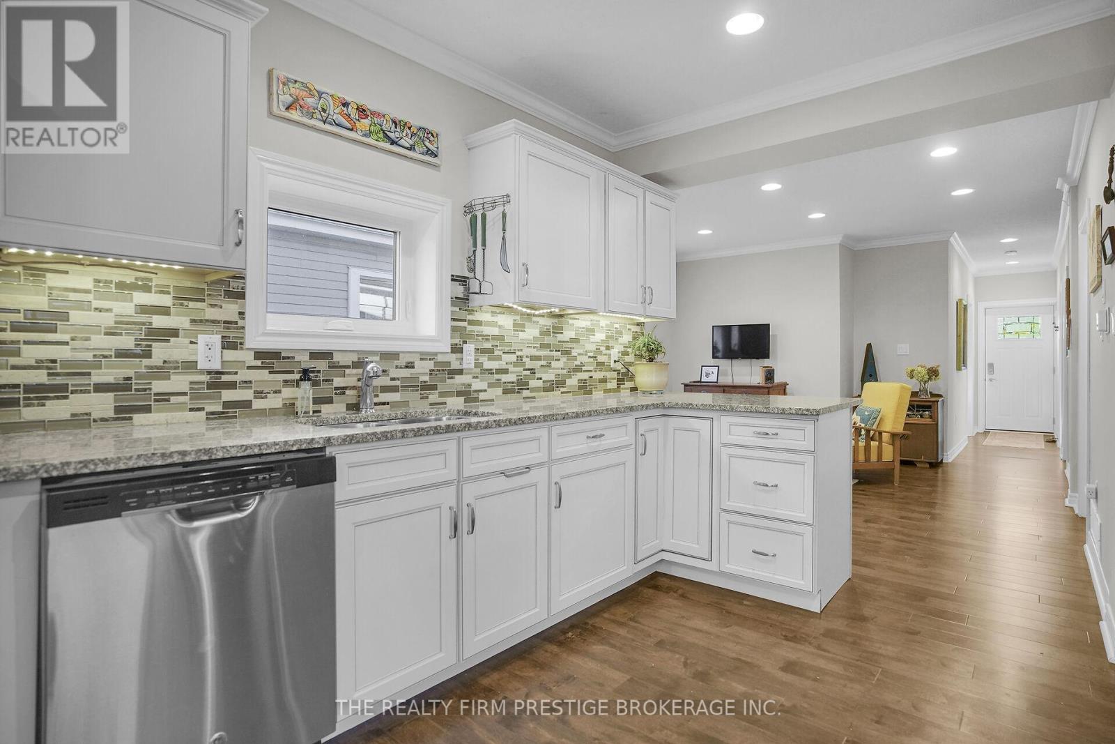 60 Bruce Street, London South, Ontario  N6C 1G6 - Photo 13 - X12485926