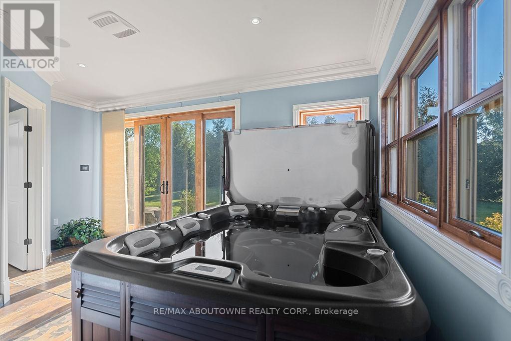 2659 2 Side Road, Burlington, Ontario  L7M 0T7 - Photo 23 - W12165935