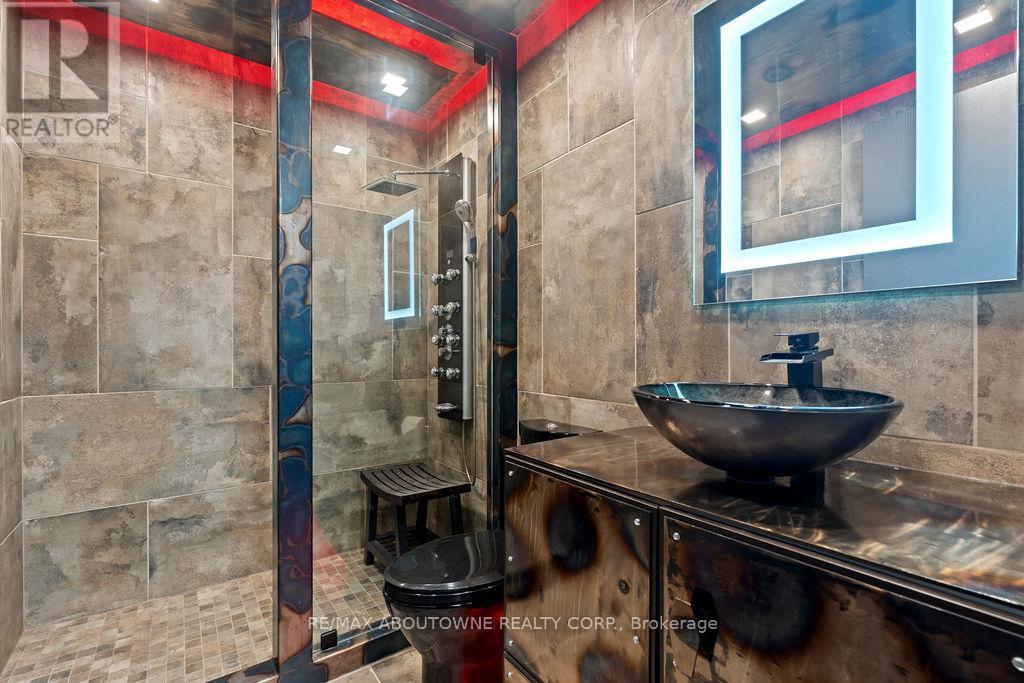 2659 2 Side Road, Burlington, Ontario  L7M 0T7 - Photo 47 - W12165935