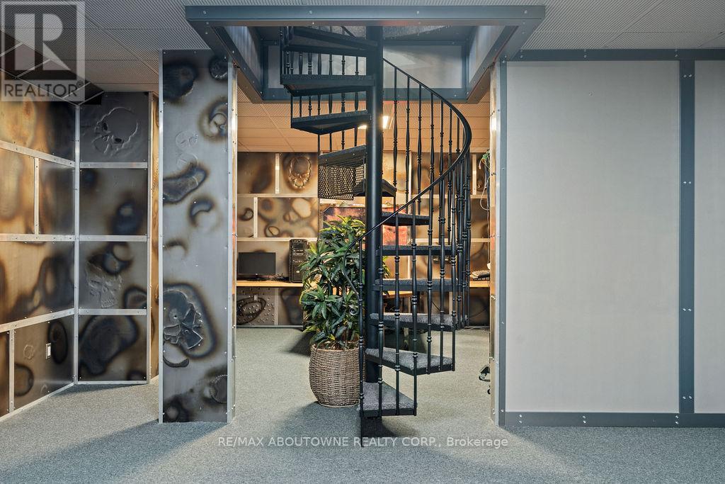 2659 2 Side Road, Burlington, Ontario  L7M 0T7 - Photo 48 - W12165935