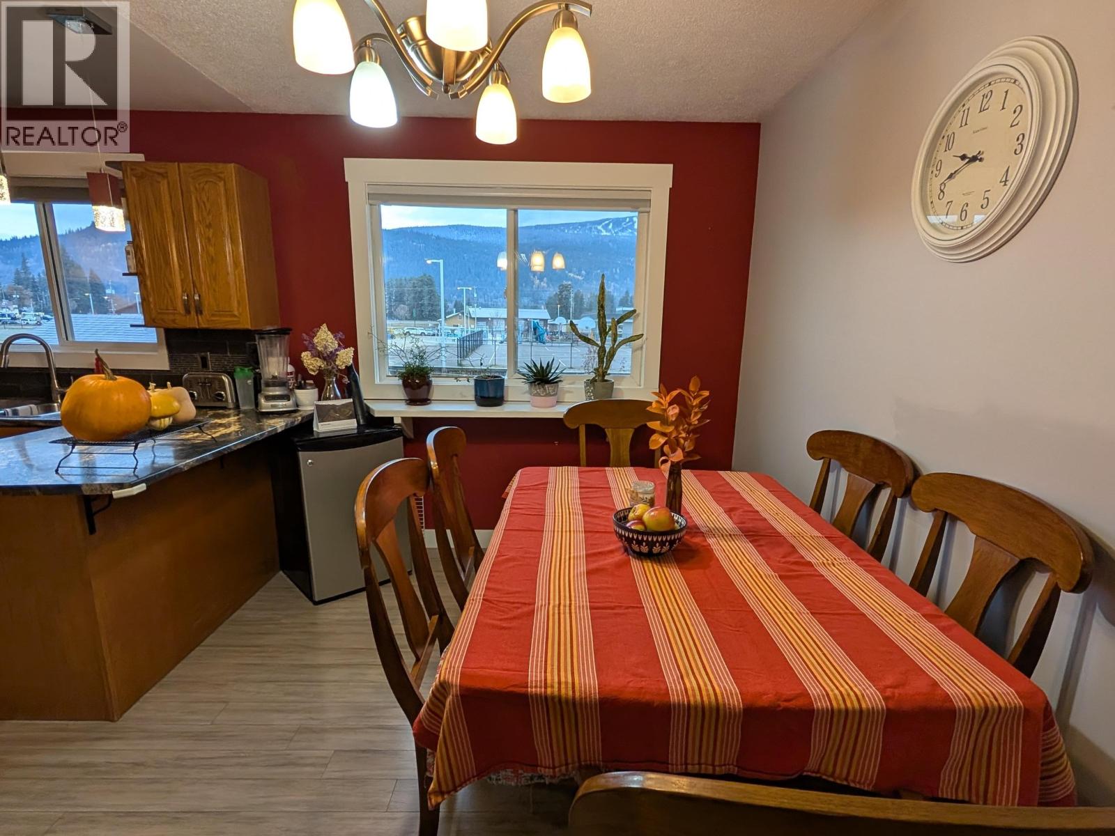 1316 Morice Drive, Smithers, British Columbia  V0J 2N0 - Photo 9 - R3062632