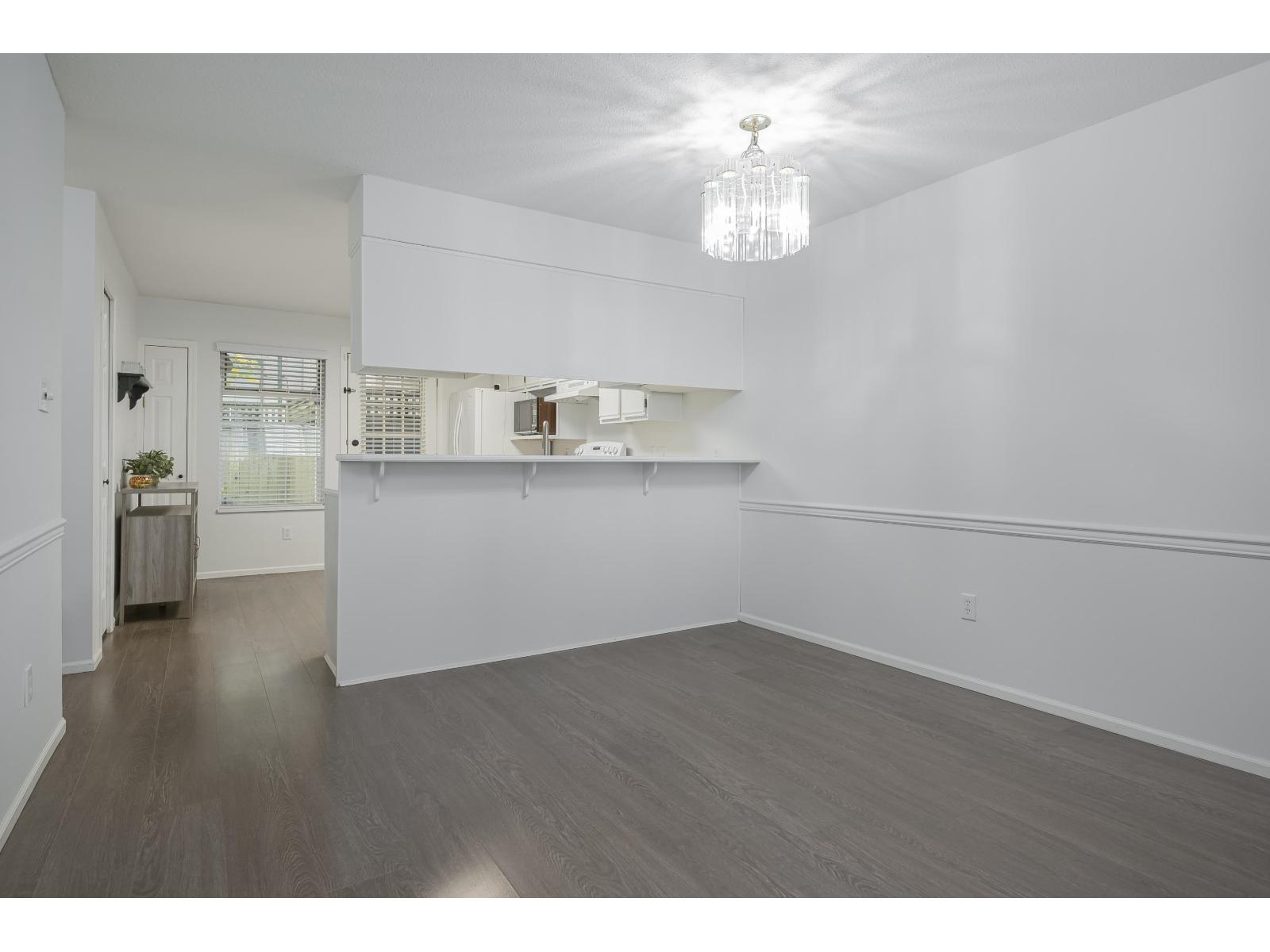 111 10308 155a Street, Surrey, British Columbia  V3R 4K5 - Photo 13 - R3062645