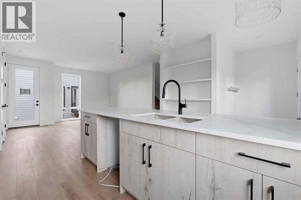 203, 212 32 Avenue Ne, Calgary, Alberta  T2E 2G7 - Photo 11 - A2266477