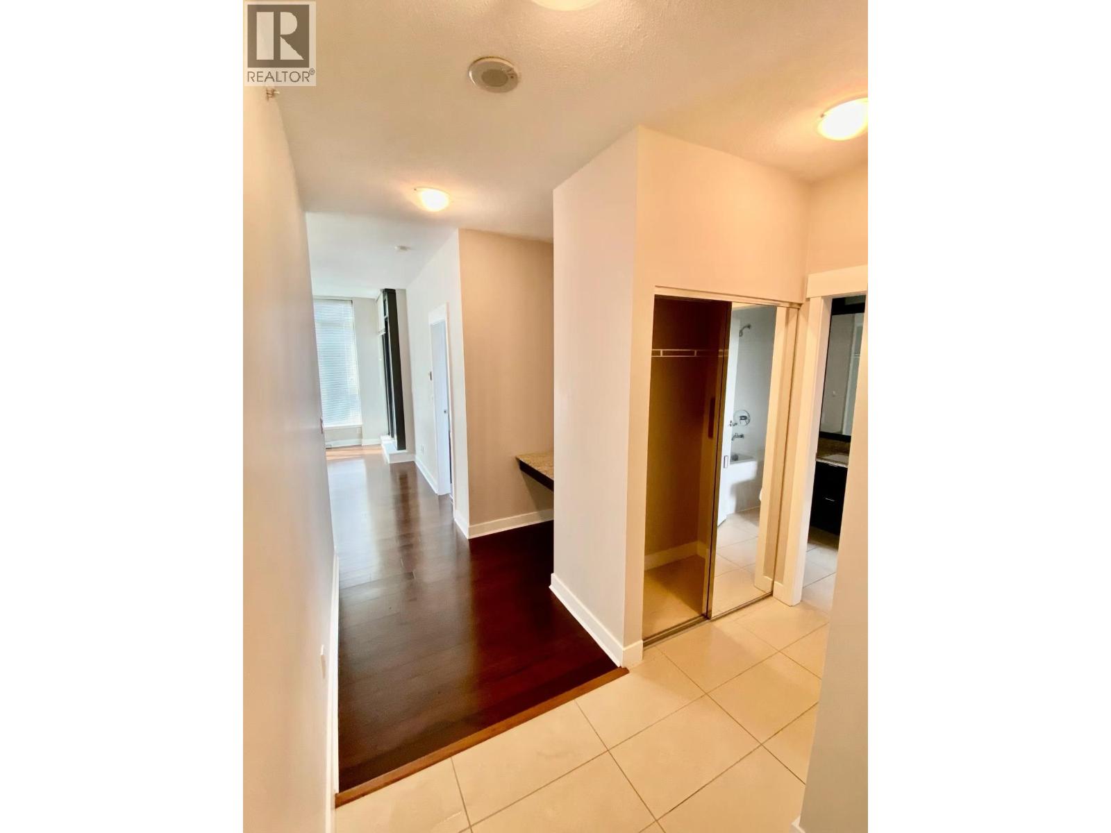 2902 7088 18th Avenue, Burnaby, British Columbia  V3N 0A2 - Photo 6 - R3061814