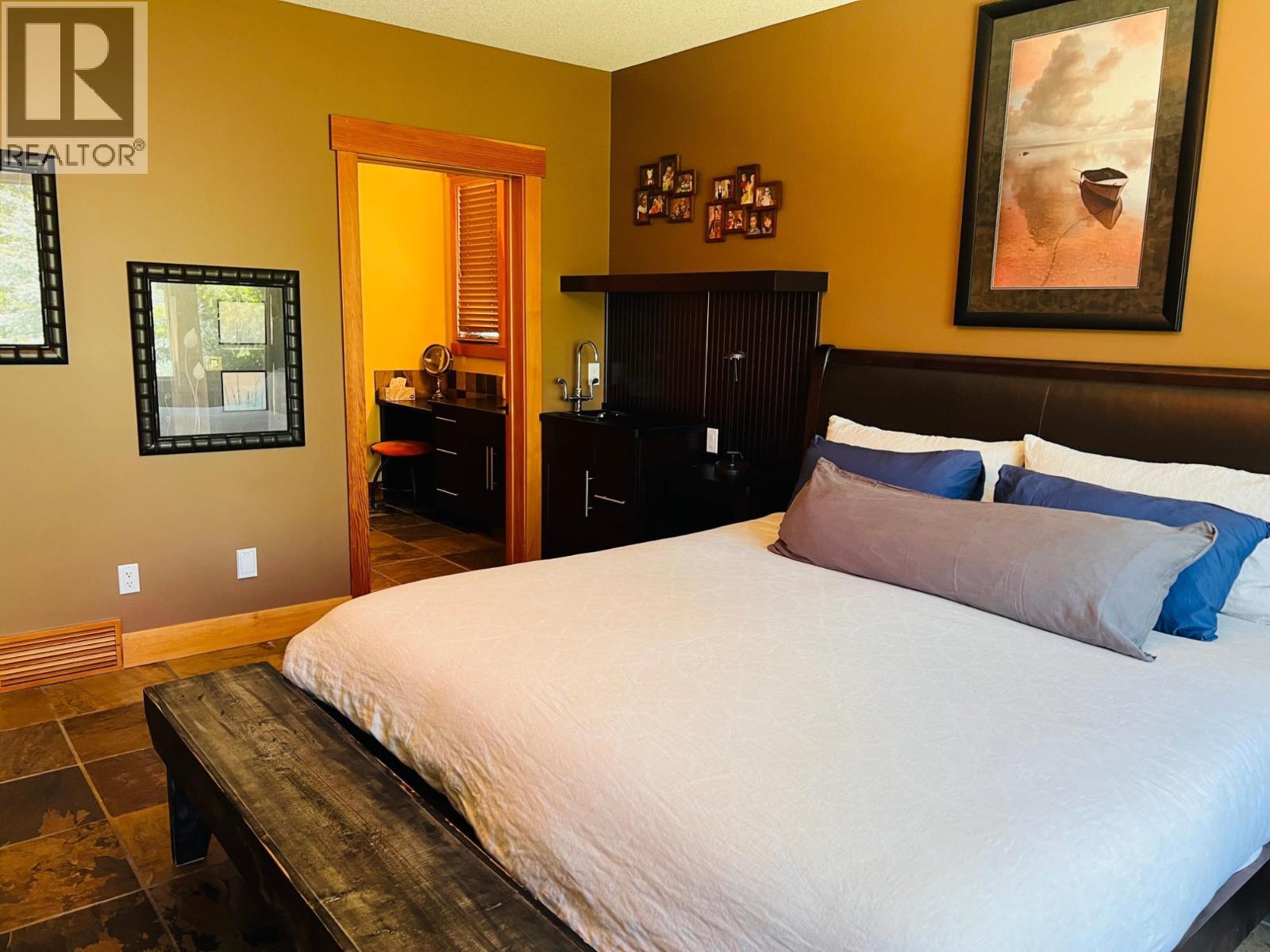 2557 Ledgerock Ridge, Invermere, British Columbia  V0A 1K6 - Photo 48 - 10366803