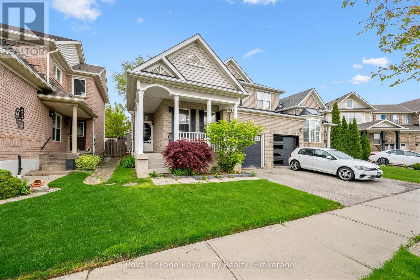 1617 Gowling Terrace, Milton, Ontario  L9T 5J6 - Photo 3 - W12486542