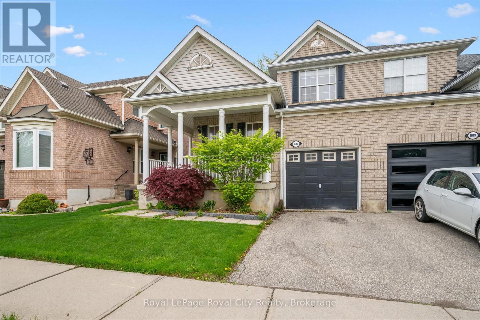 1617 Gowling Terrace, Milton, Ontario  L9T 5J6 - Photo 5 - W12486542