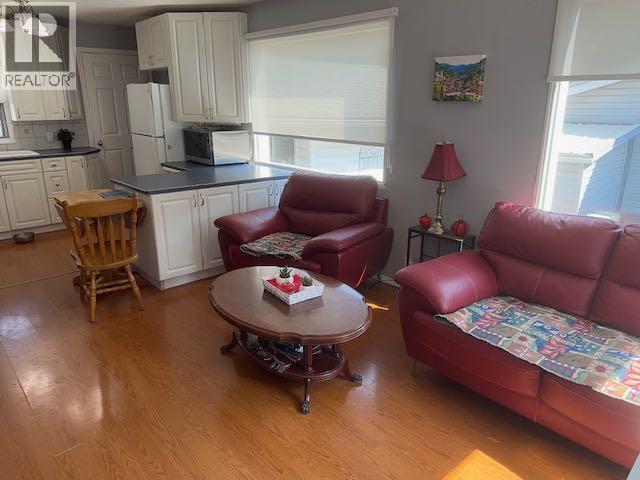 11945 21 Avenue, Blairmore, Alberta  T0K 0E0 - Photo 11 - A2251940