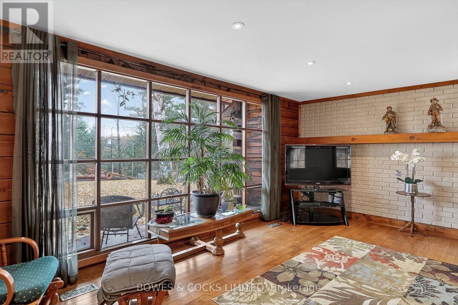 82 Bay Lake Road, Bancroft (Dungannon Ward), Ontario  K0L 2L0 - Photo 5 - X12486525