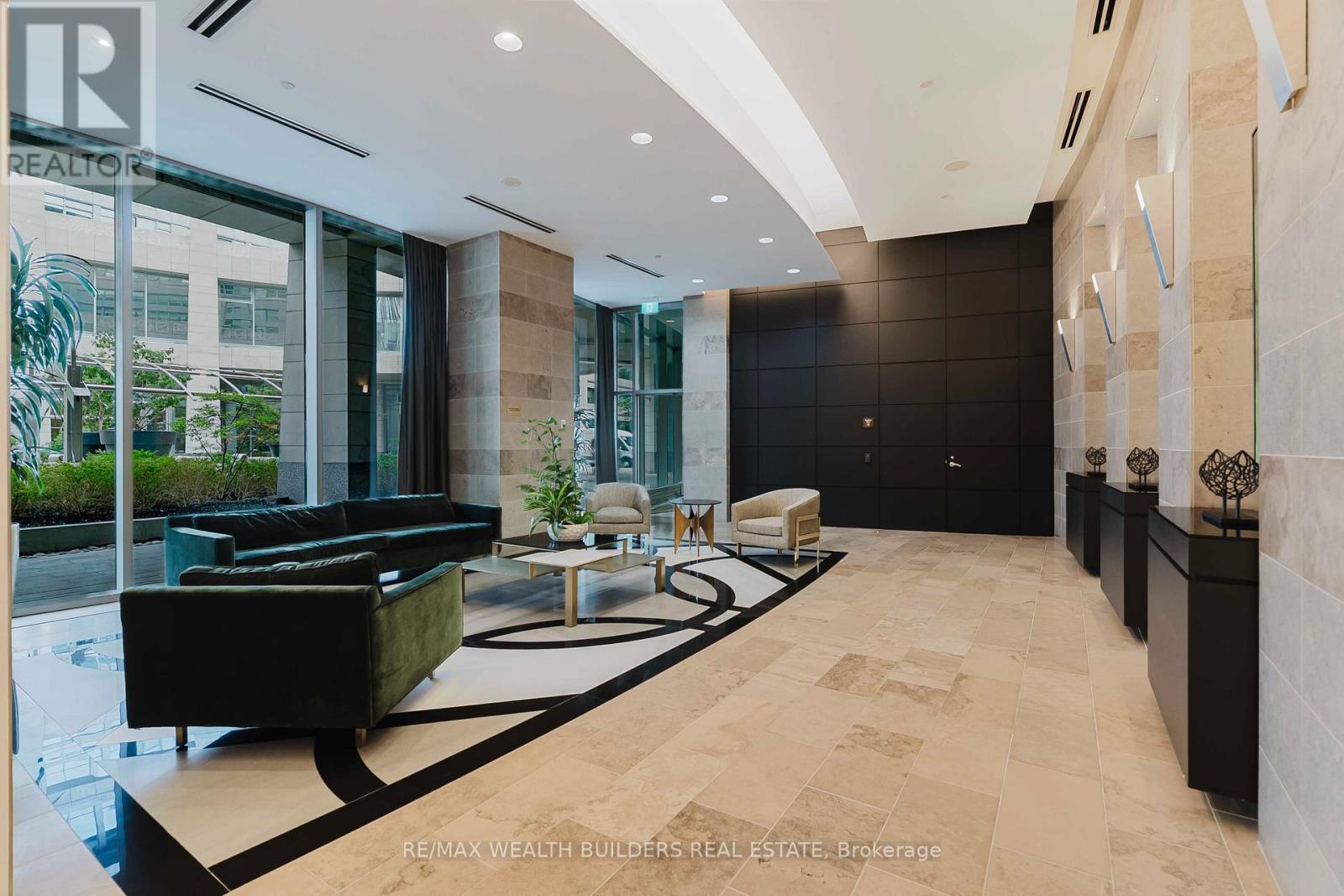 2702 - 2181 Yonge Street, Toronto, Ontario  M4S 3H7 - Photo 21 - C12398783