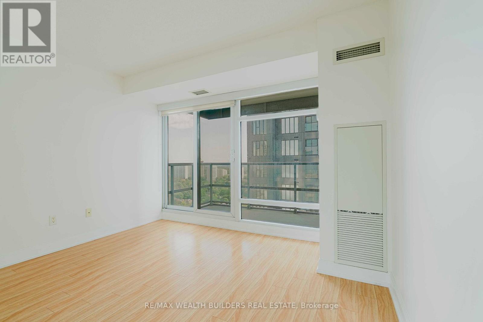 2702 - 2181 Yonge Street, Toronto, Ontario  M4S 3H7 - Photo 30 - C12398783