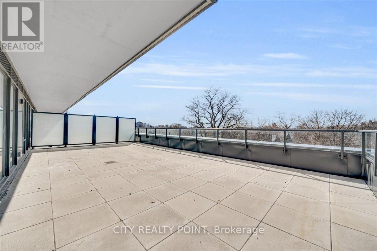 1001 - 664 Spadina Avenue, Toronto, Ontario  M5S 2H7 - Photo 14 - C12486376