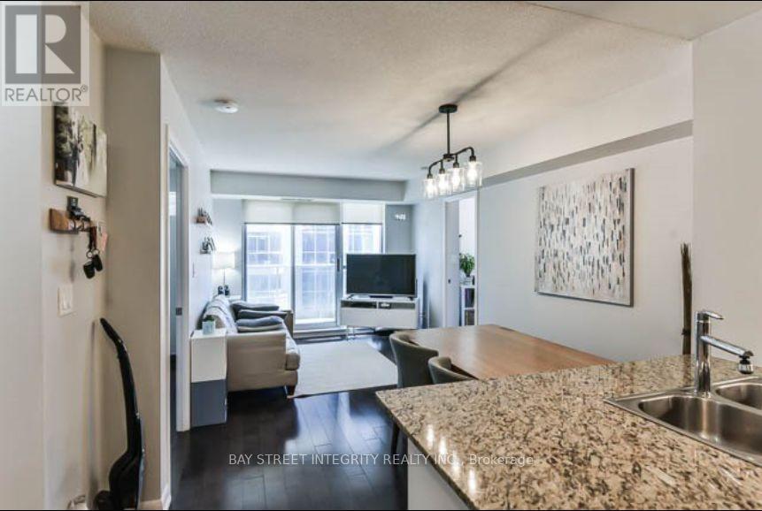 607 - 5793 Yonge Street, Toronto, Ontario  M2M 0A9 - Photo 3 - C12486406