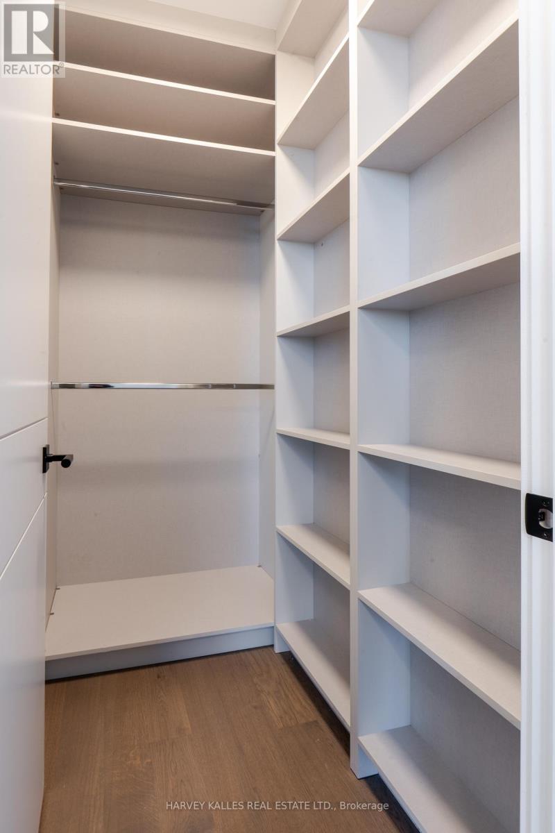 705 - 215 Lonsdale Road, Toronto, Ontario  M4V 1W7 - Photo 11 - C12486412