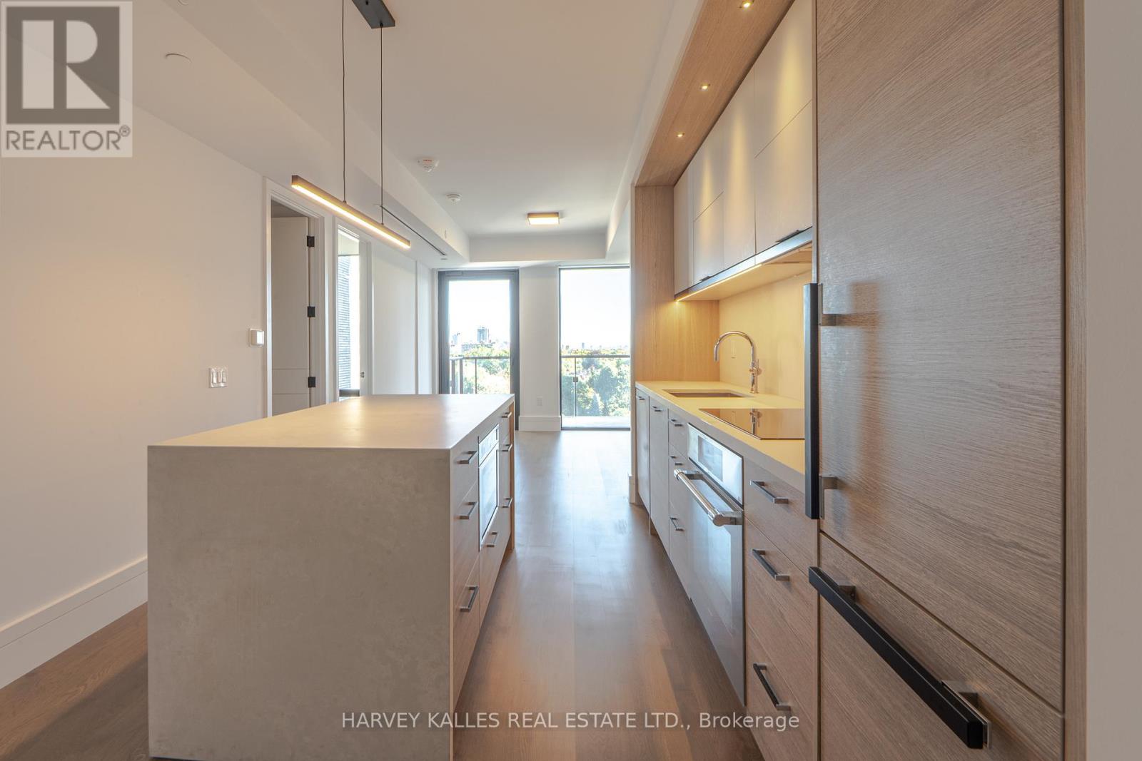 705 - 215 Lonsdale Road, Toronto, Ontario  M4V 1W7 - Photo 3 - C12486412