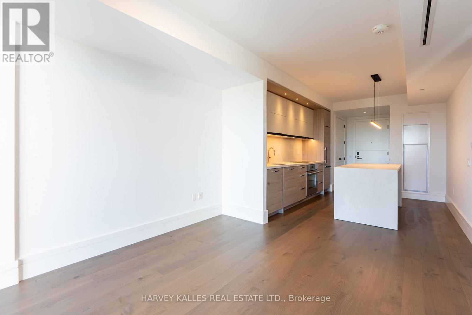 705 - 215 Lonsdale Road, Toronto, Ontario  M4V 1W7 - Photo 7 - C12486412