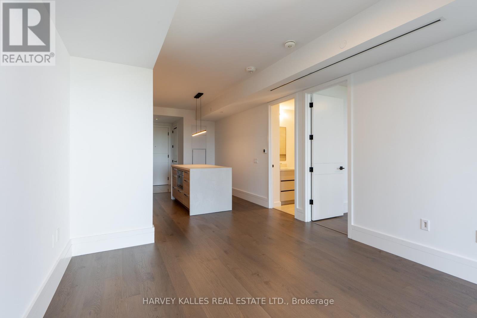 705 - 215 Lonsdale Road, Toronto, Ontario  M4V 1W7 - Photo 8 - C12486412