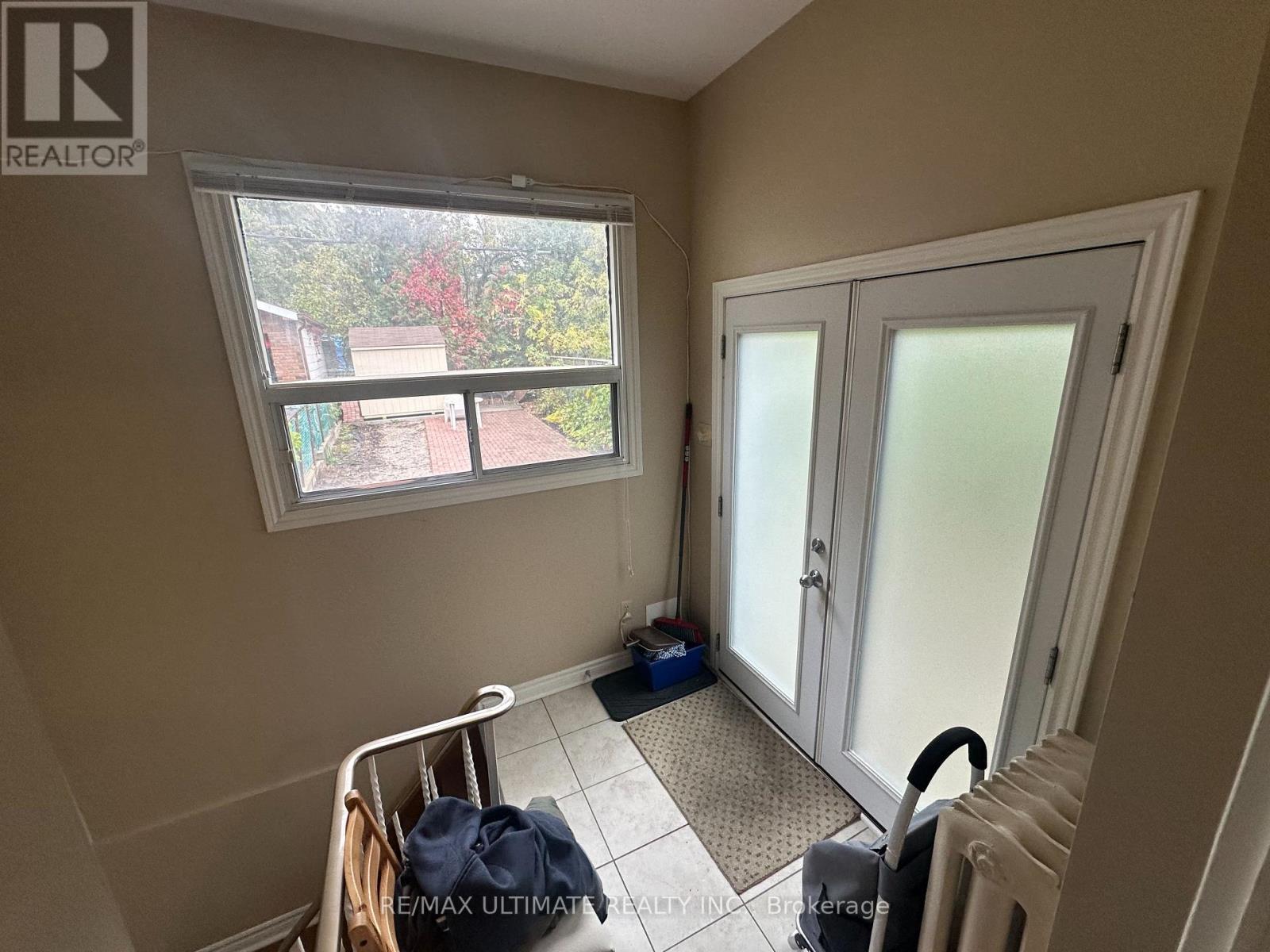 Main Floor - 483 Dovercourt Road, Toronto, Ontario  M6H 2W3 - Photo 18 - C12486428